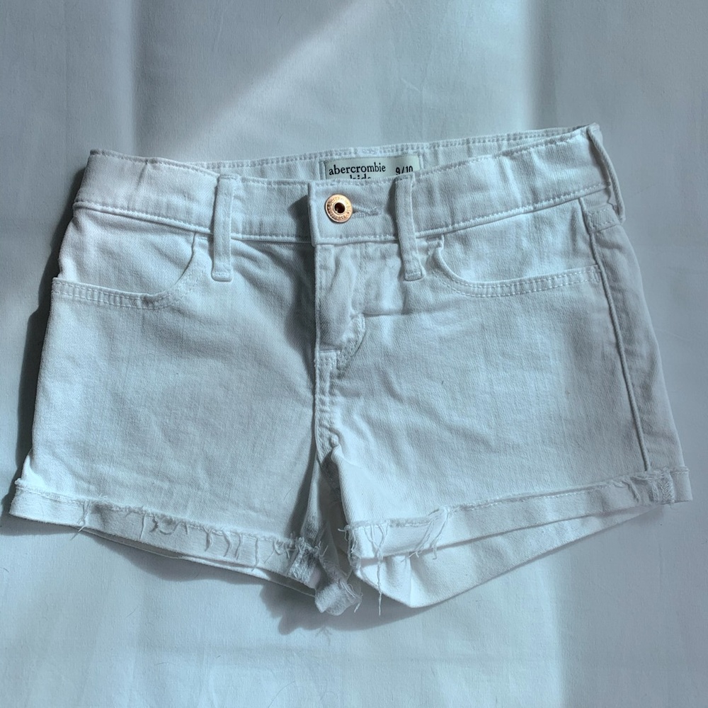 Abercrombie Girls white denim shorts, size 9/10